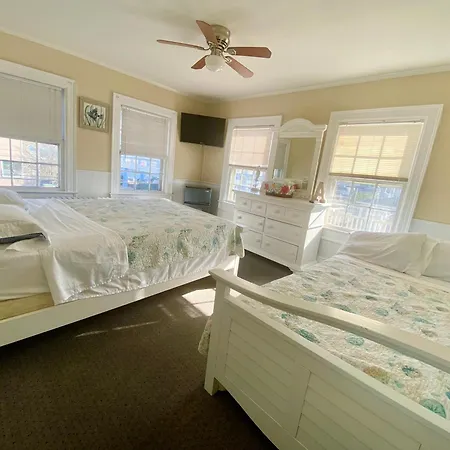 Atlantic House Bed & Breakfast-3